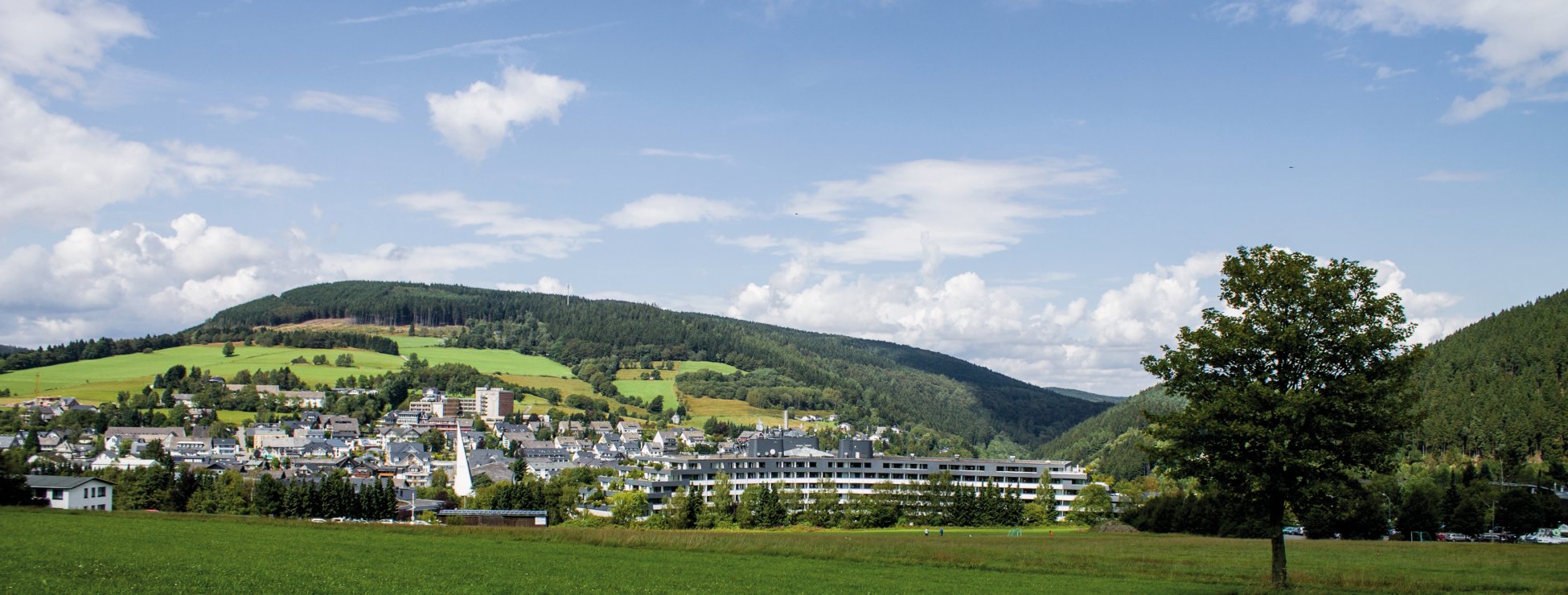 Blick über Willingen - Sauerlandstern &copy; freimensch87-fotolia.com