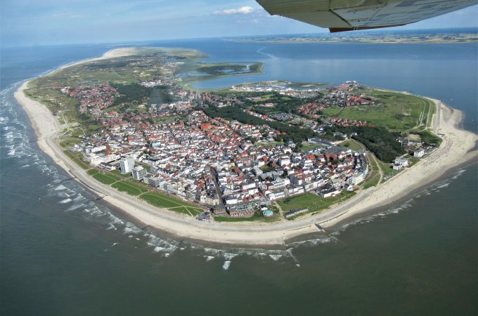Blick auf die Insel Norderney &copy; assy - stock.adobe.com